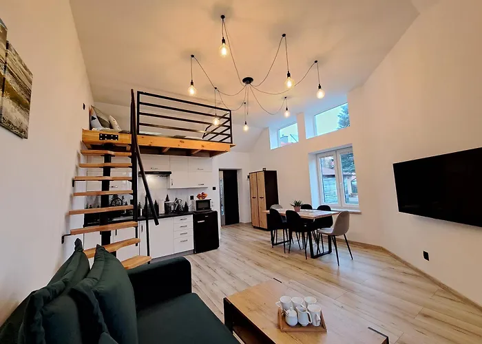 Apartament Z Antresola